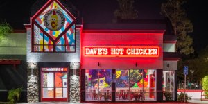 Dave's Hot Chicken partners with Azzuri Group to launch in UK