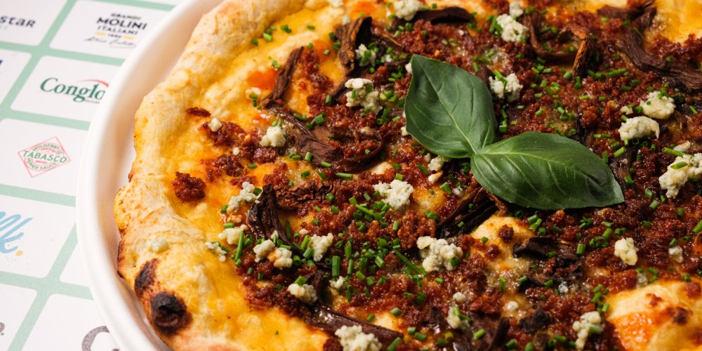 CLAWSON FARMS PROFESSIONALS AWARD-WINNING STILTON CRUMB - FEATURED AT THE NATIONAL PIZZA AWARDS 2025